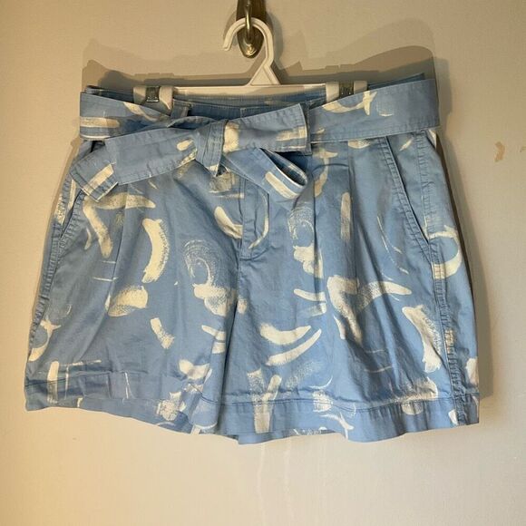 Light Blue and White Highrise Pleated Shorts With Tie Belt, 6 - Picture 14 of 14